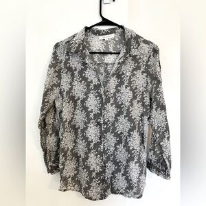 Eden & Olivia gray and white floral cotton blouse or coverup size L